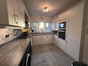Kitchen-respray-06-after-01